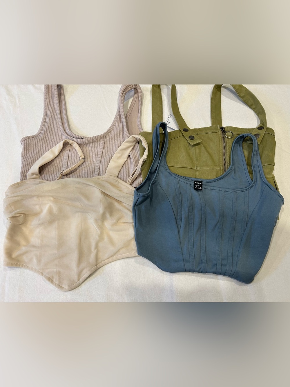 Women’s 4 crop top bundle